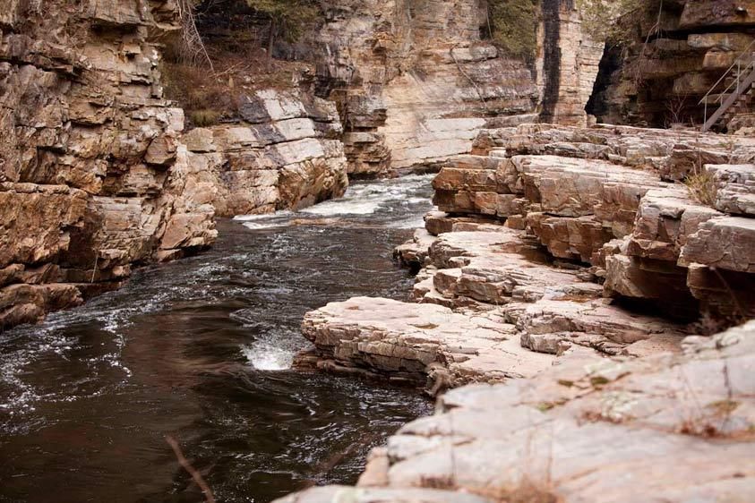 1r57adirondack_Canyon_location_scouts