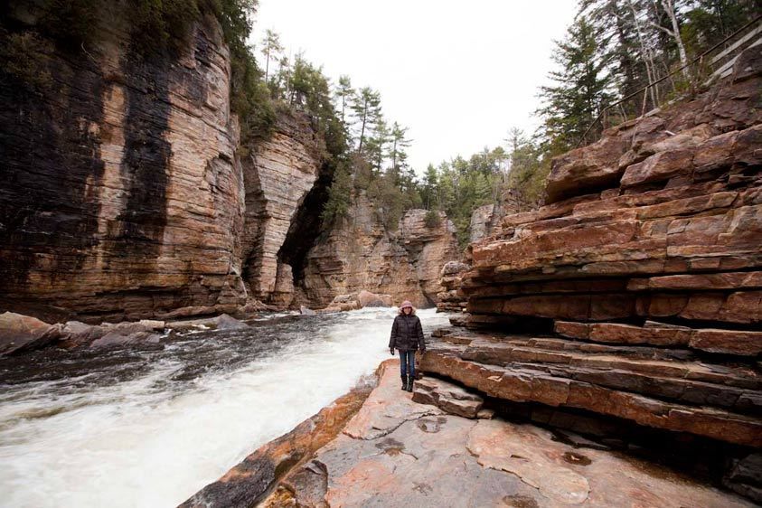 1r12adirondack_Canyon_location_scouts