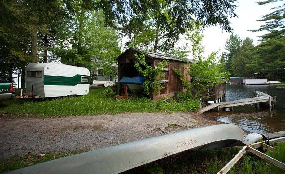 1adk_ny_film_scout_marina_18