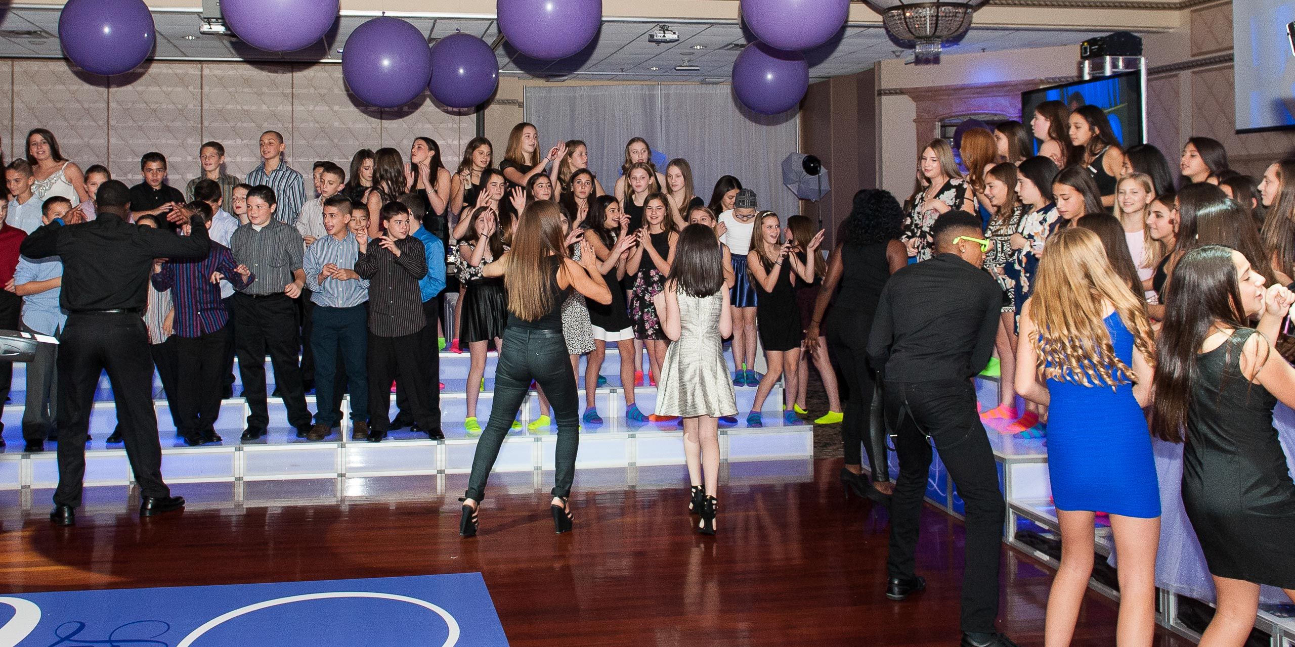 West_Hartford_Bar_Bat_Mitzvah_Photographer_186.jpg