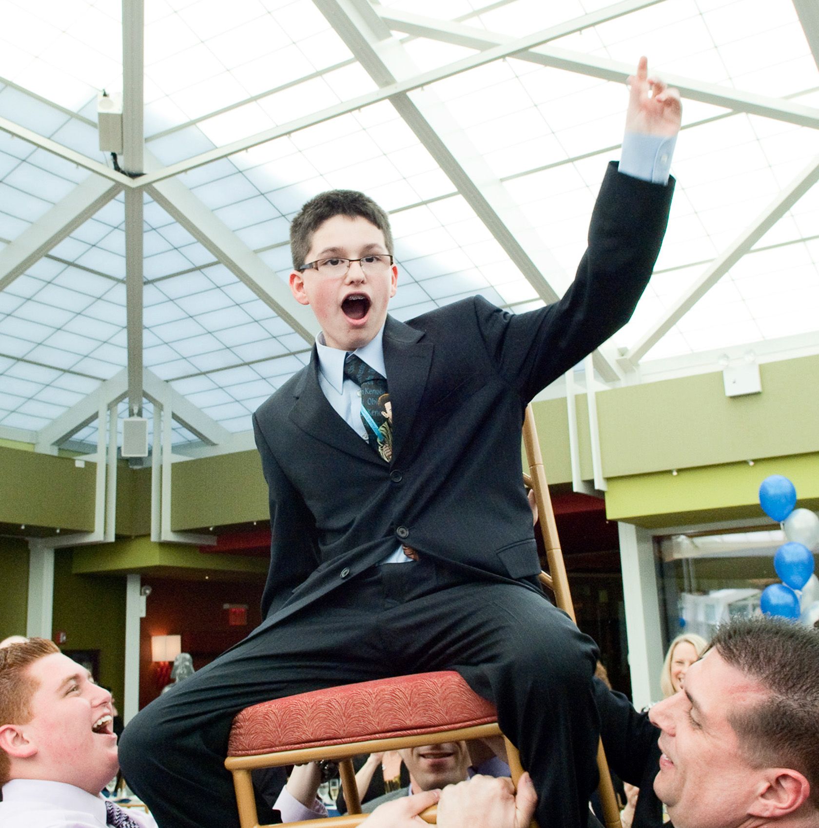 West_Hartford_Bar_Bat_Mitzvah_Photographer_167.jpg