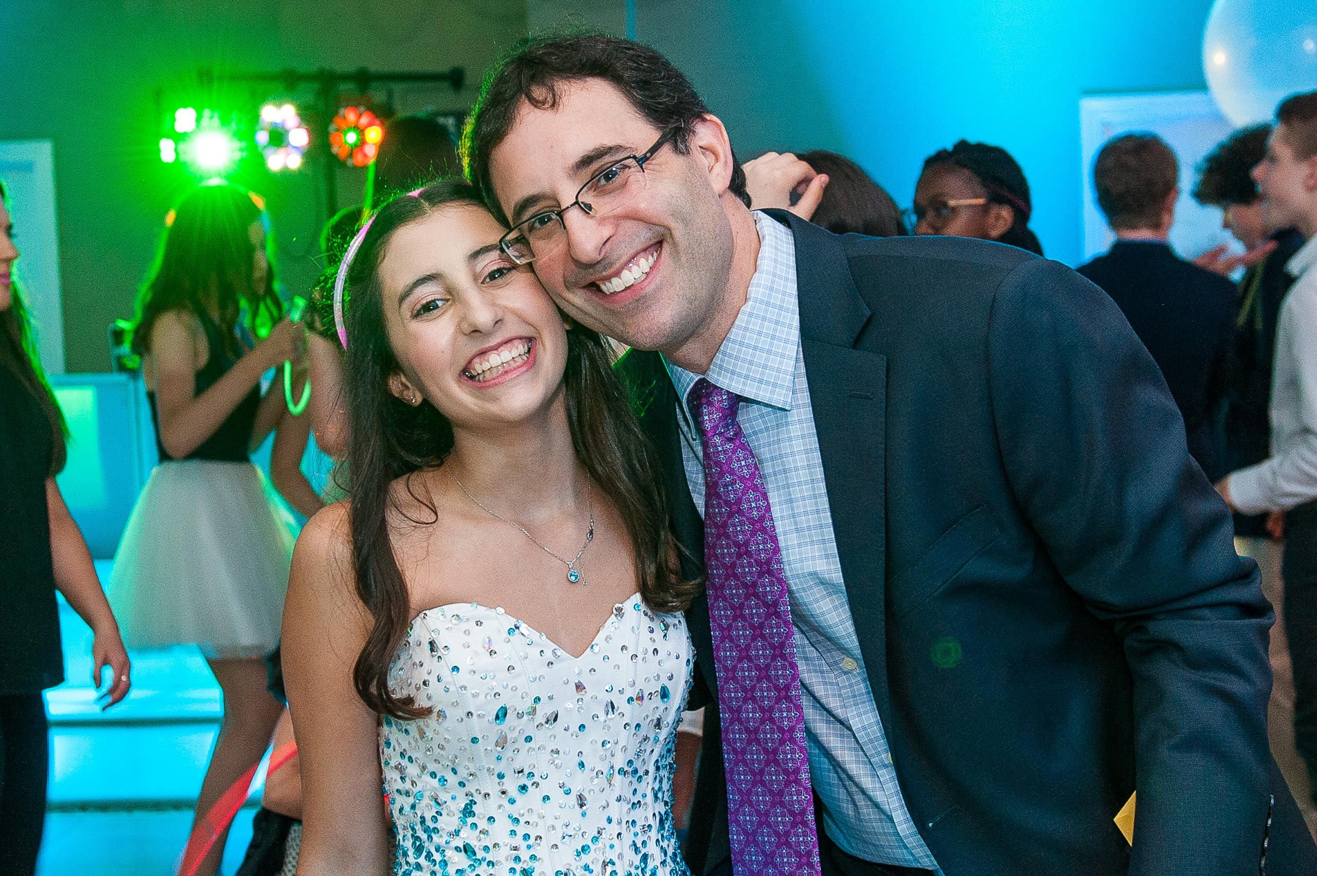 West_Hartford_Bar_Bat_Mitzvah_Photographer_270.jpg