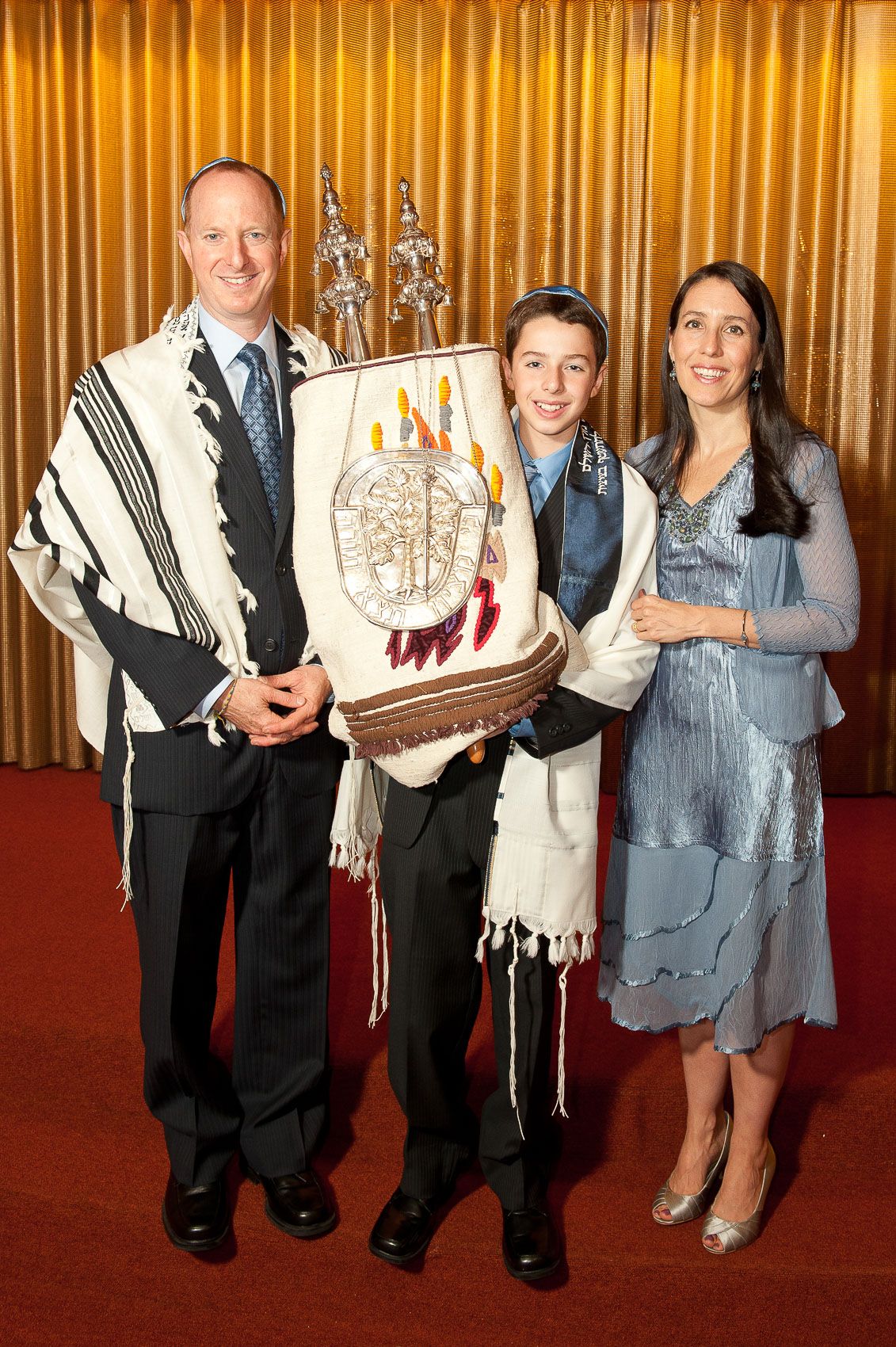 West_Hartford_Bar_Bat_Mitzvah_Photographer_014.jpg