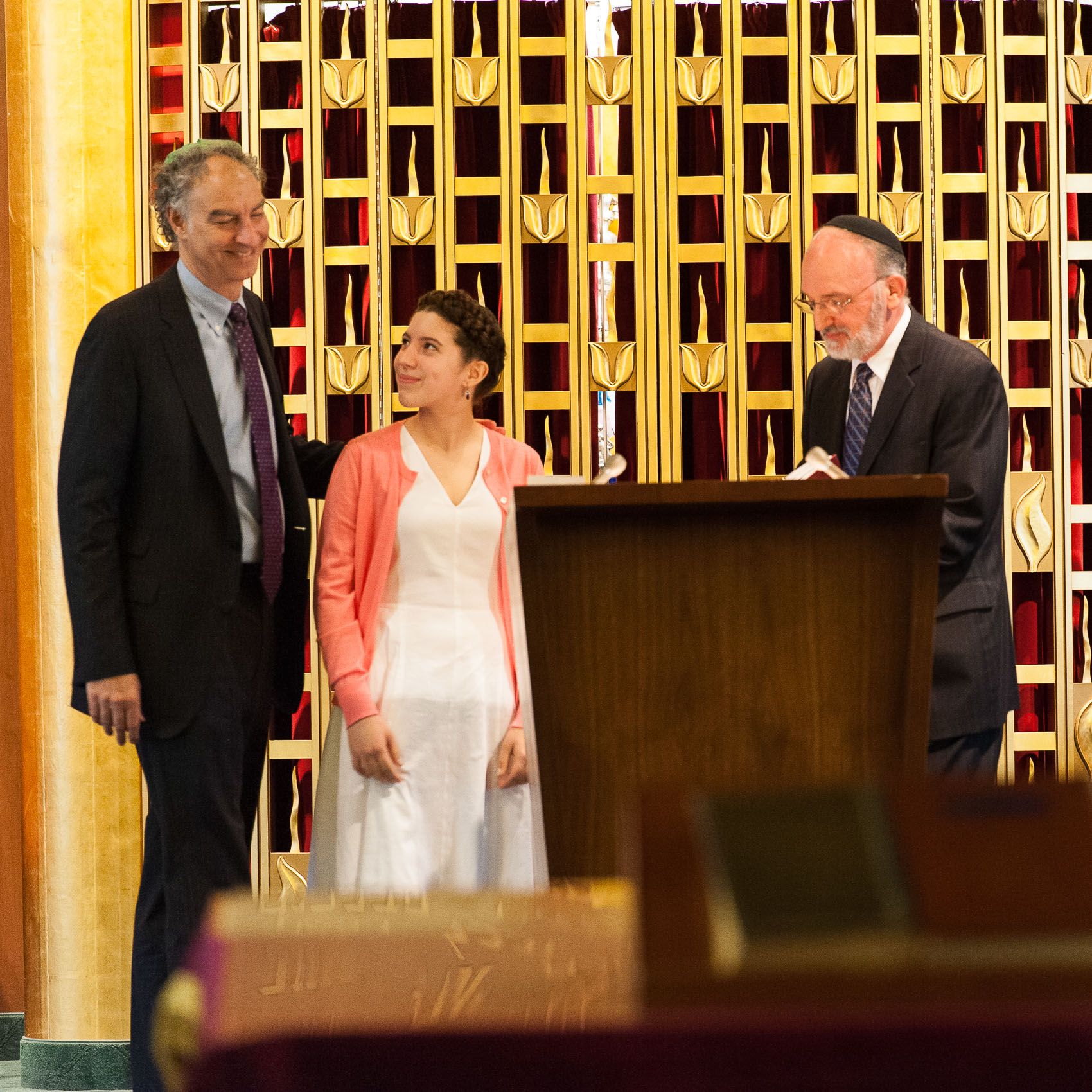 West_Hartford_Bar_Bat_Mitzvah_Photographer_074.jpg