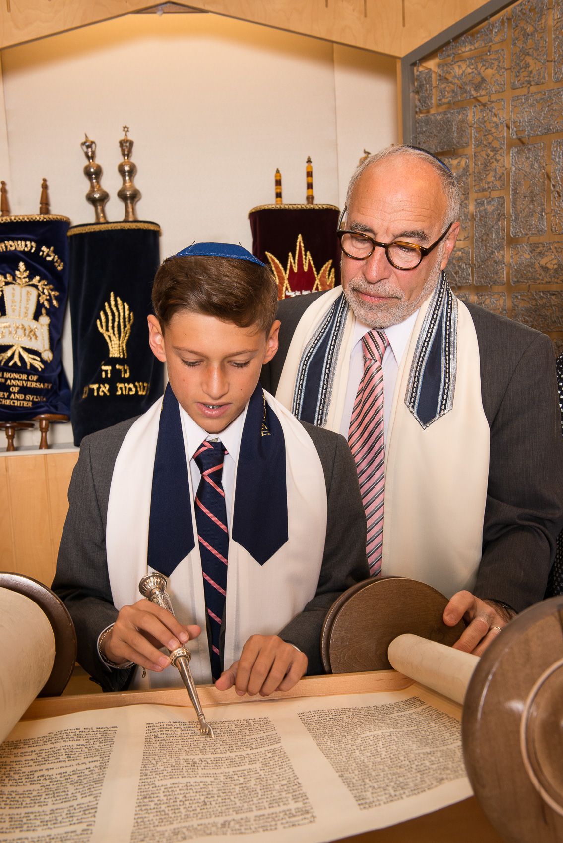 West_Hartford_Bar_Bat_Mitzvah_Photographer_081.jpg