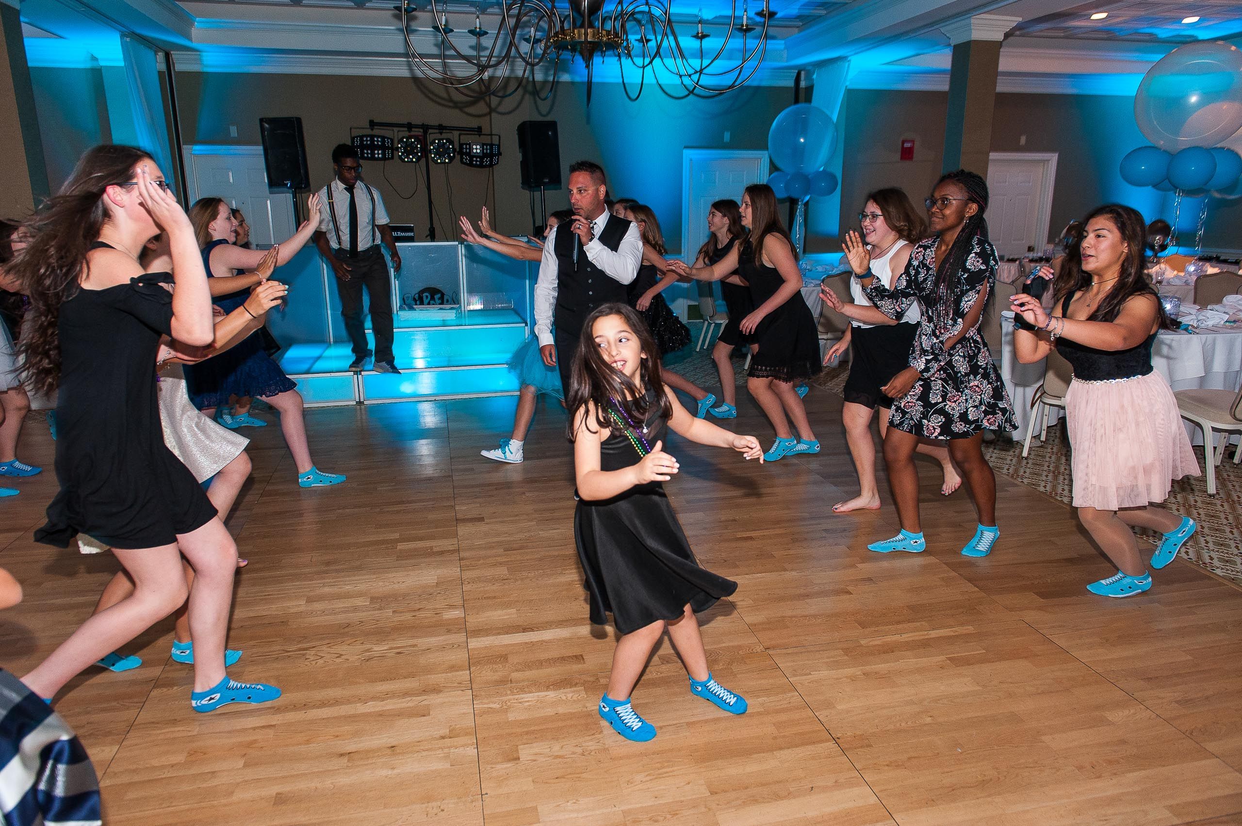 West_Hartford_Bar_Bat_Mitzvah_Photographer_268.jpg
