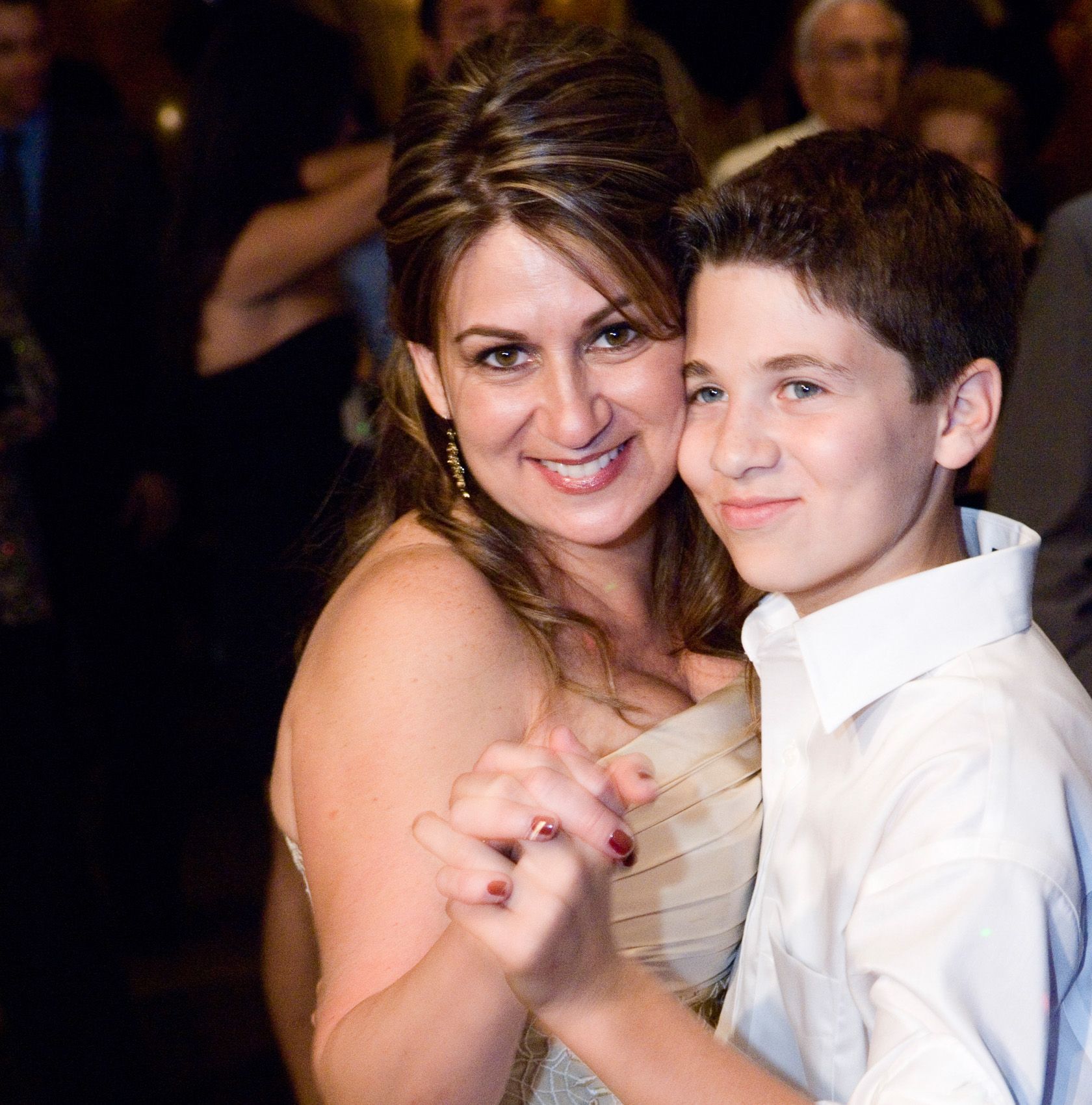 West_Hartford_Bar_Bat_Mitzvah_Photographer_161.jpg