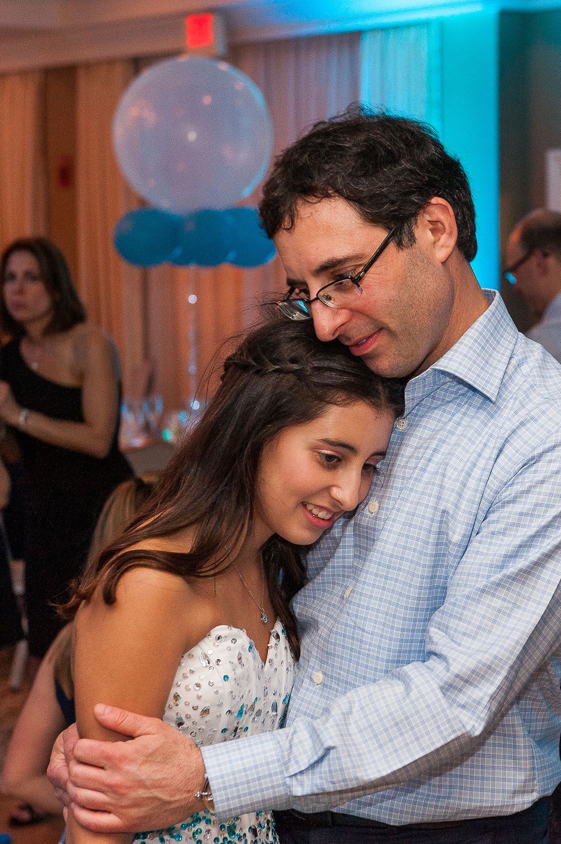 West_Hartford_Bar_Bat_Mitzvah_Photographer_277.jpg