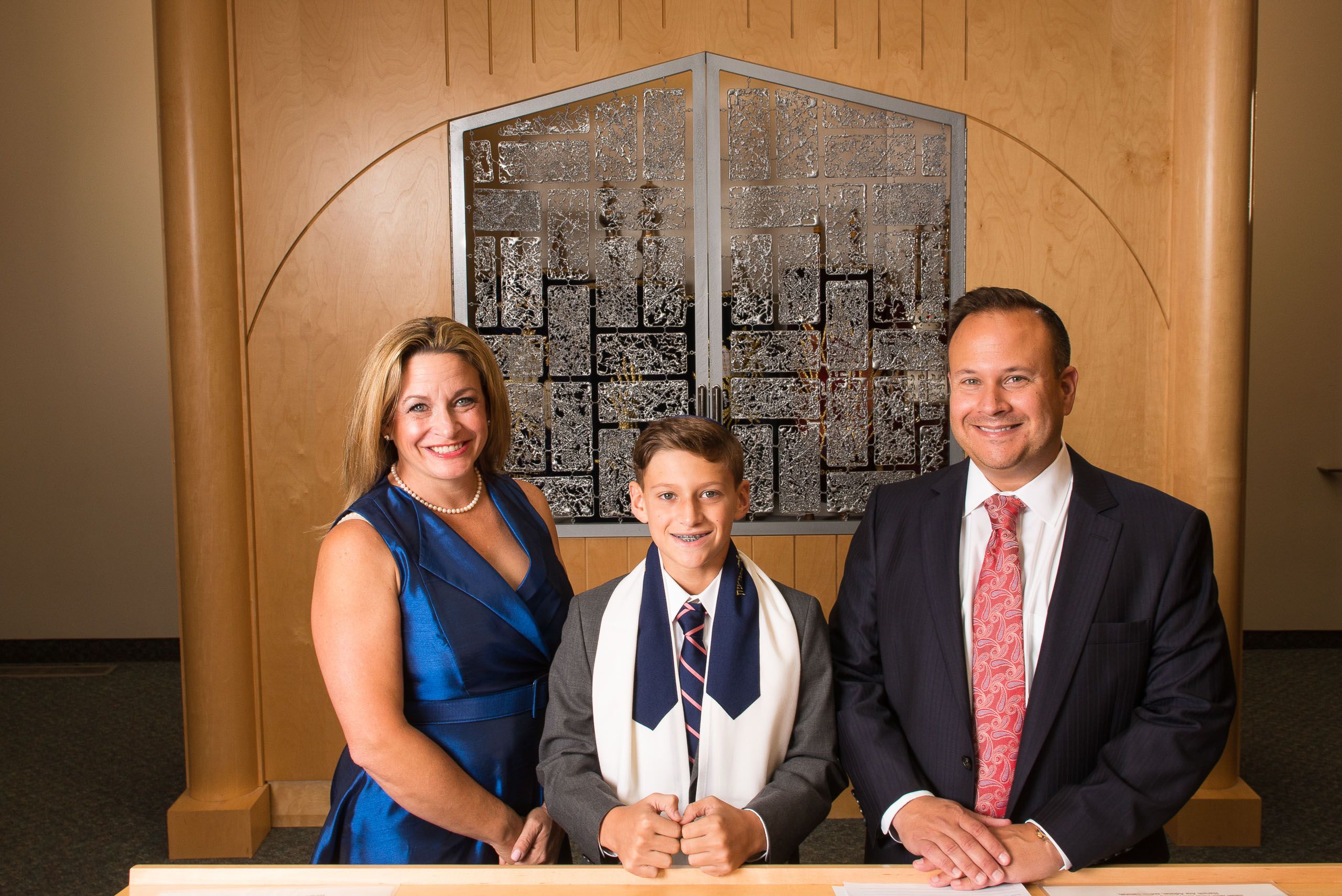 West_Hartford_Bar_Bat_Mitzvah_Photographer_083.jpg