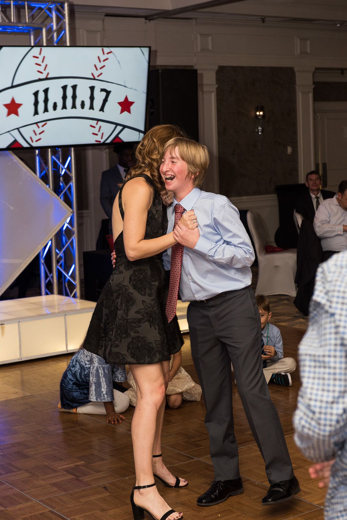 West_Hartford_Bar_Bat_Mitzvah_Photographer_290.jpg