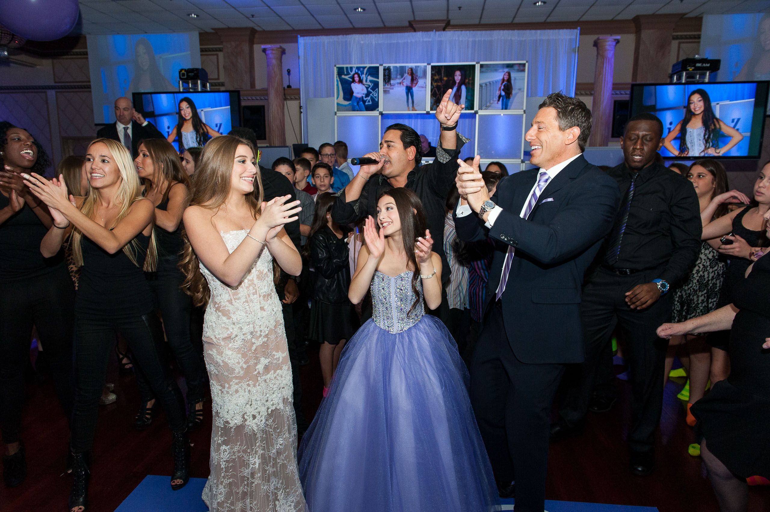 West_Hartford_Bar_Bat_Mitzvah_Photographer_189.jpg