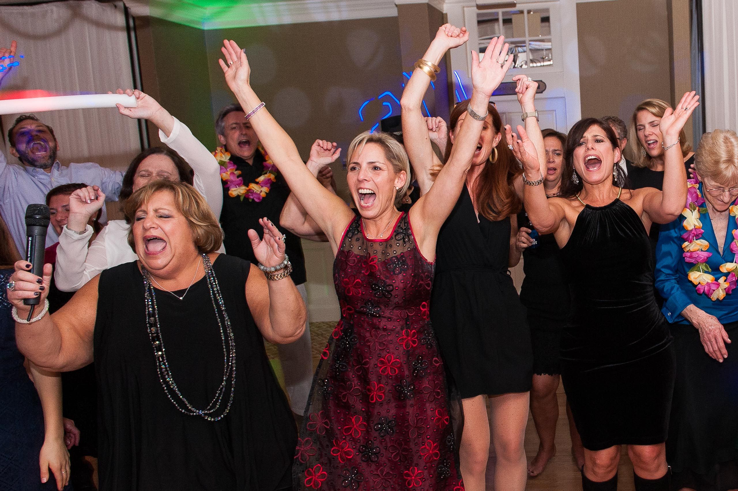 West_Hartford_Bar_Bat_Mitzvah_Photographer_262.jpg