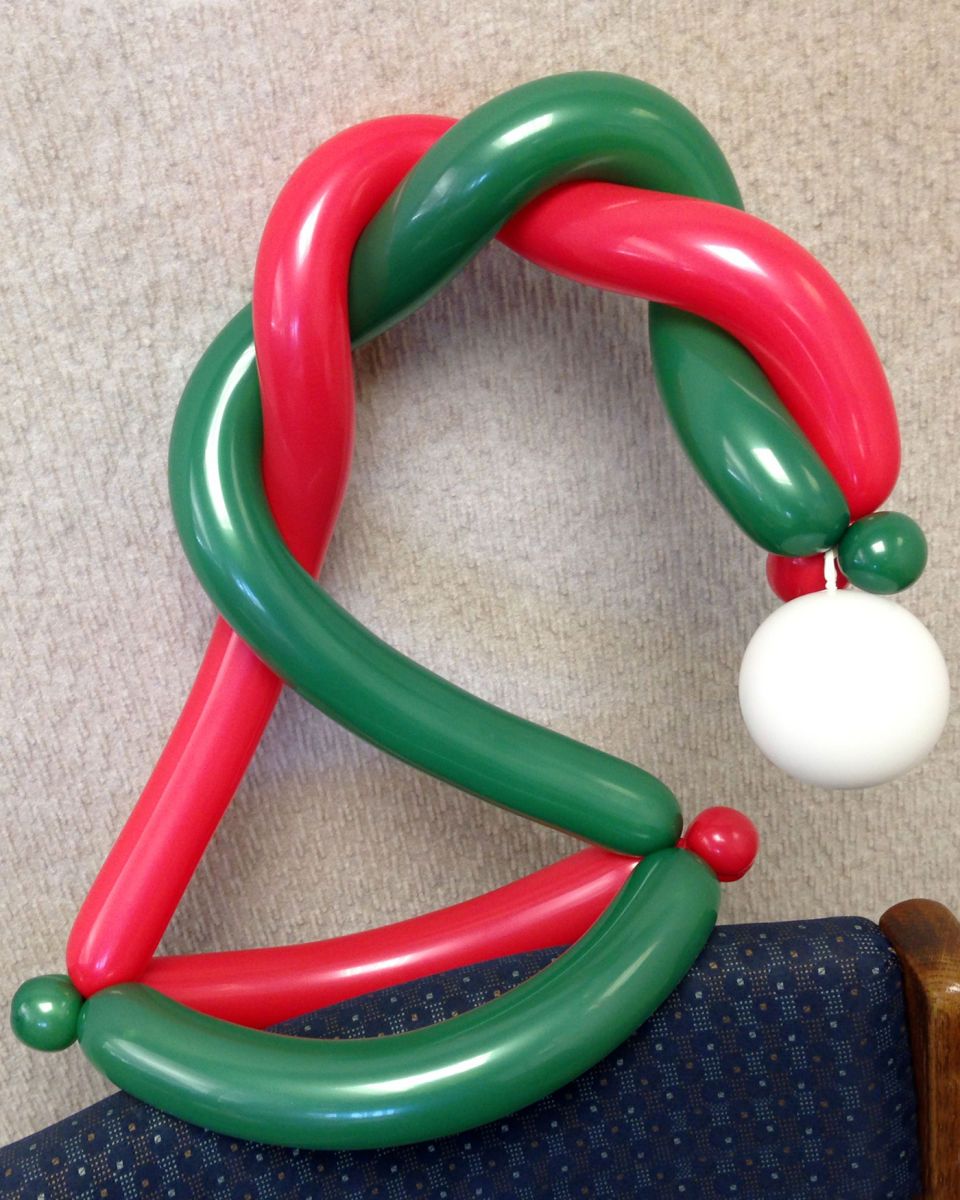 Chicago Balloon Twisting Valery Lanotte - Elf Hat