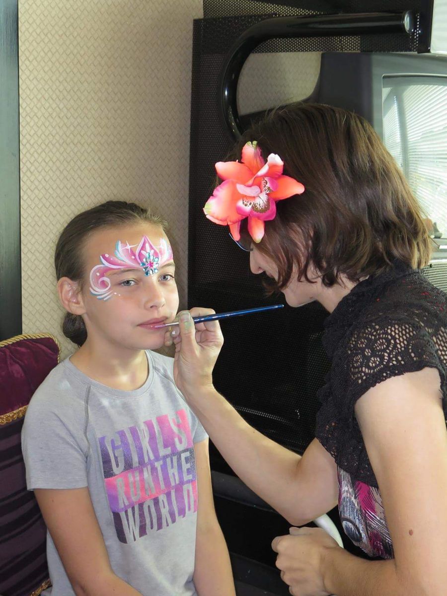 1chicago_face_painting_valery_lanotte___princess_crown