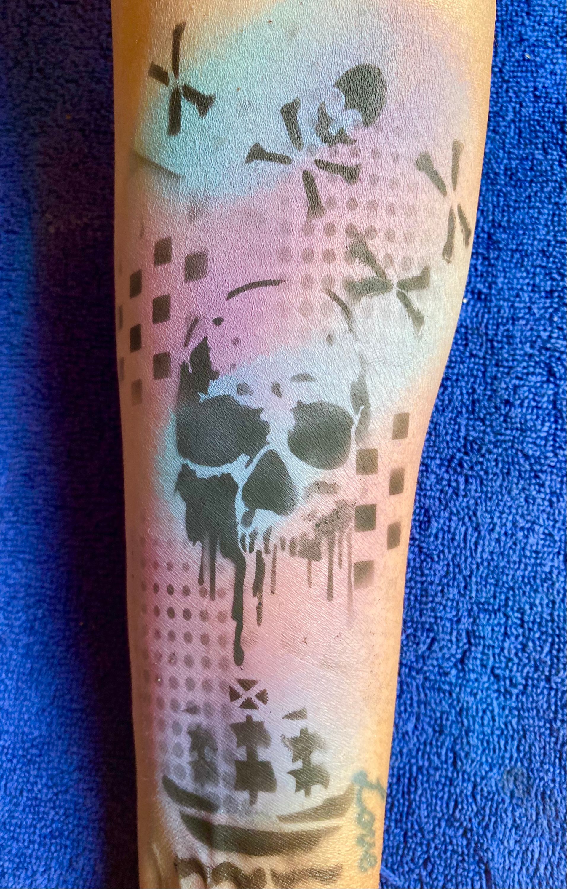 Airbrush tattoo - Pirate Skull