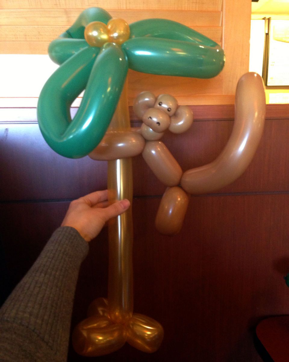 Chicago Balloon Twisting Valery Lanotte - Monkey in a Palm Tree