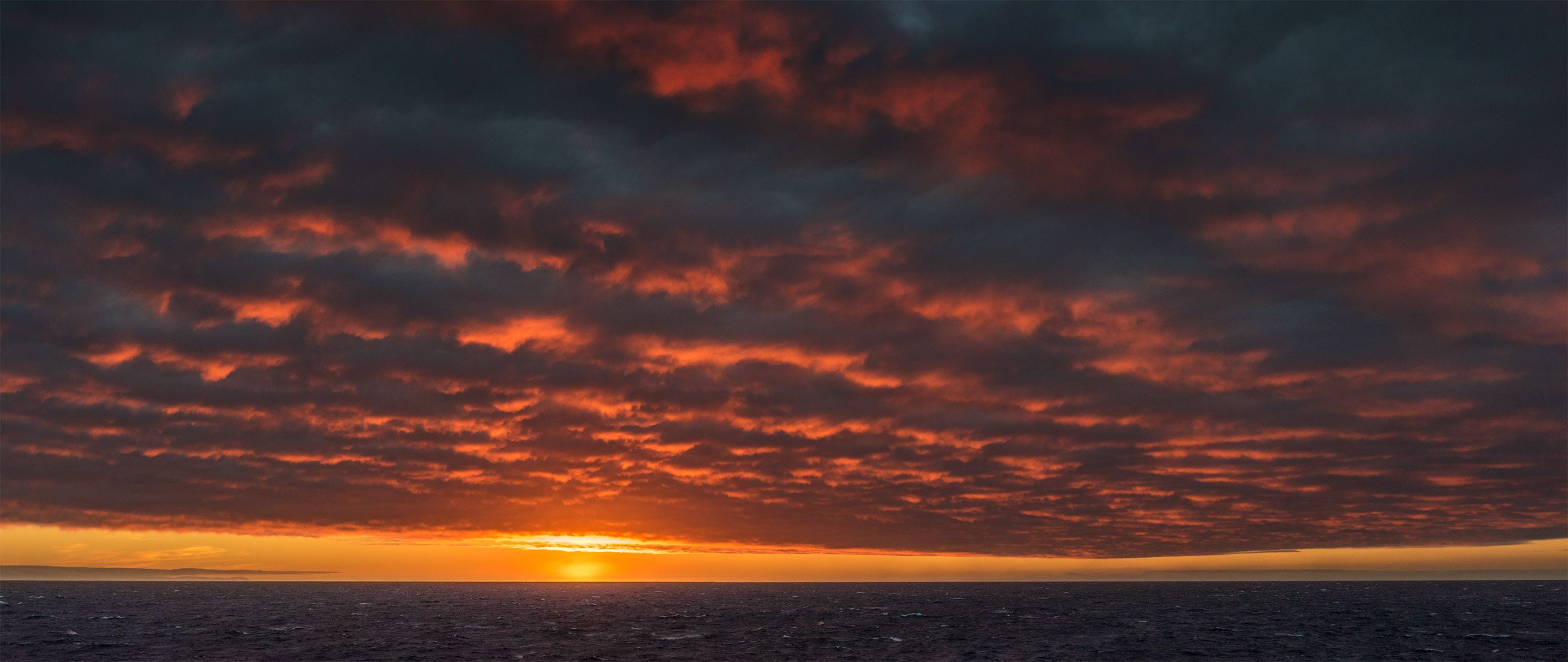 Arctic Sunset D-16-08-23-7888_90-(Arctic-Sunset).jpg