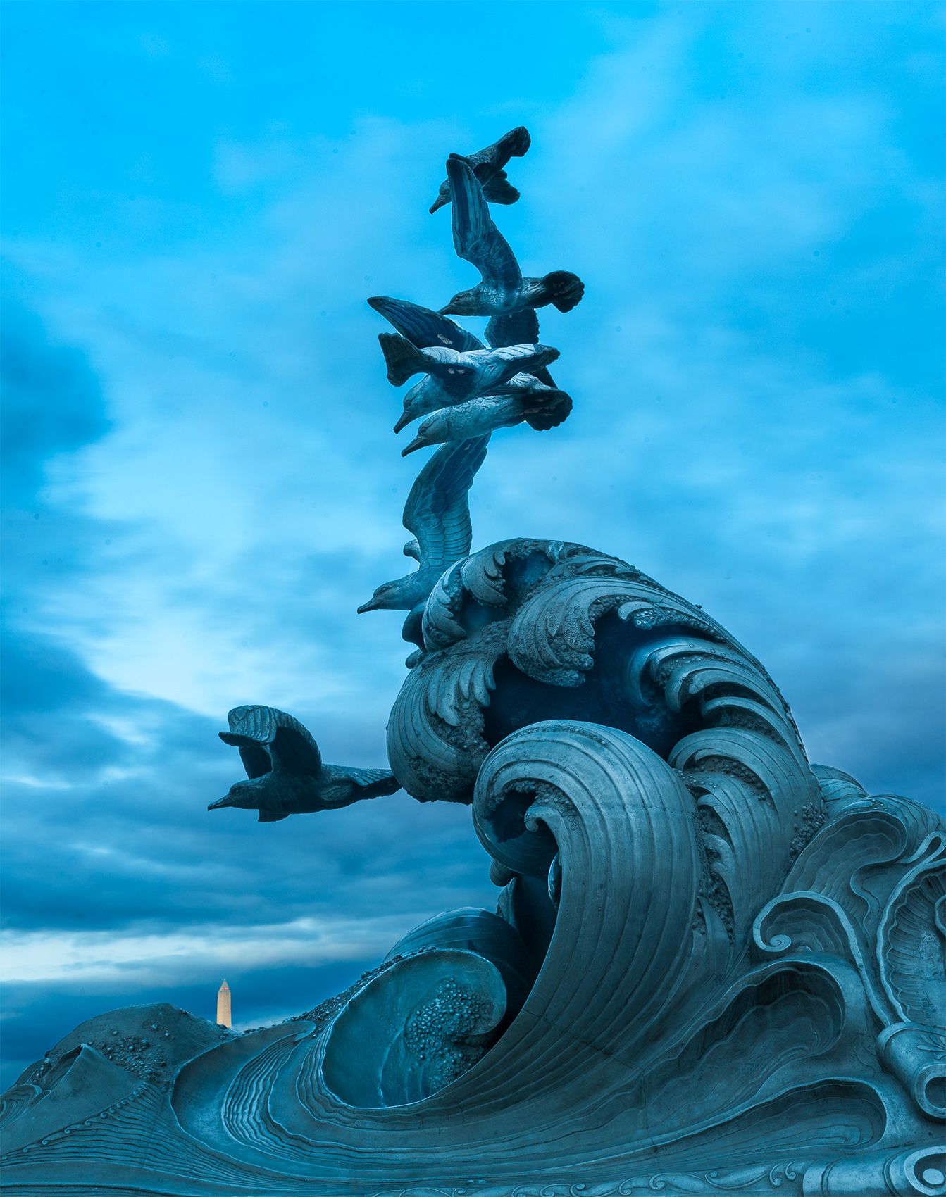 Navy-Merchant Marine Memorial at Dawn D-11-04-13-5495_96-Pano-(Sea-Gull-Vertical).jpg