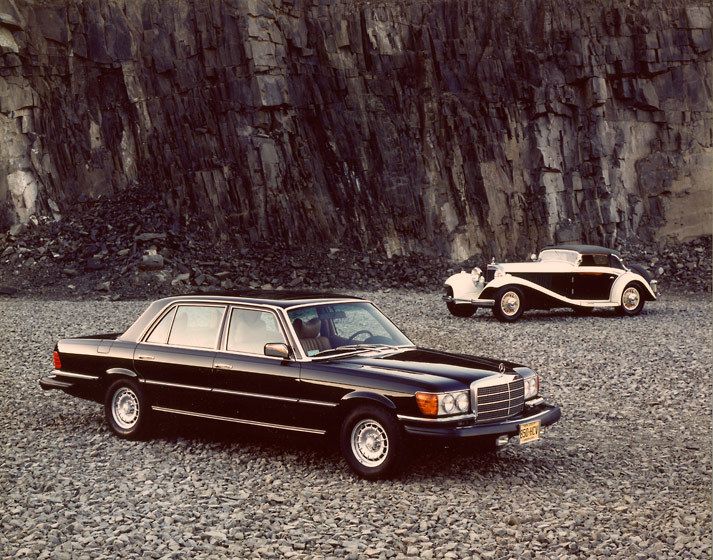 1classic_mercedes_two_car_vintage