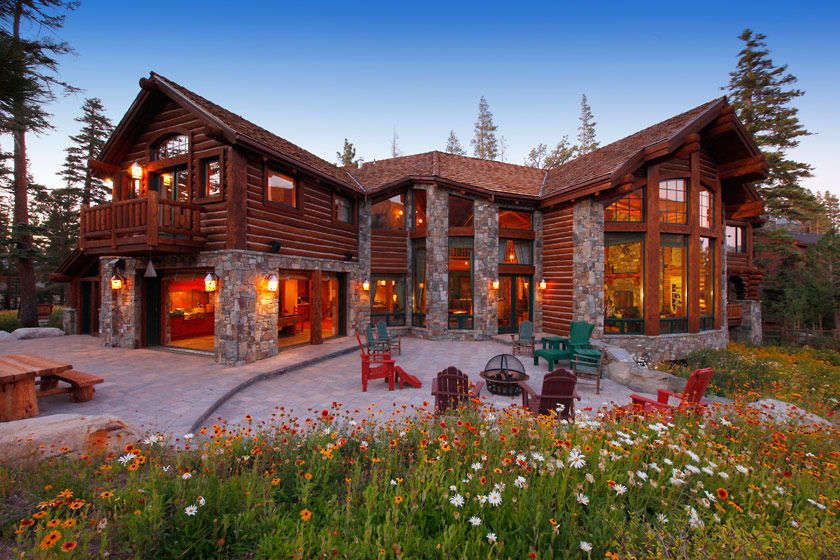 1final_Wolf_s_exterrior_rear_5506