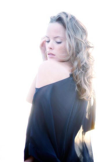 1Maggie_backlit_looking_over_sholder