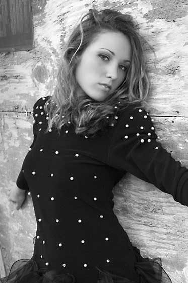 1new_katie_black_fashion_LB