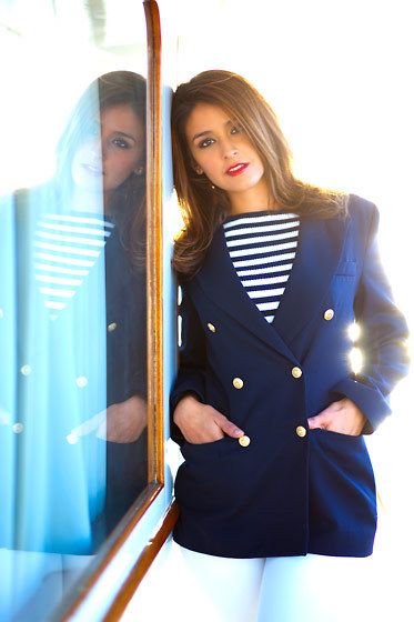 1christina_blue_blazer_hands_in_pocker