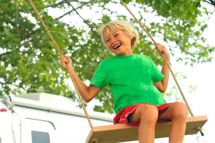 1_MG_00361_final_large_Grant_on_swing