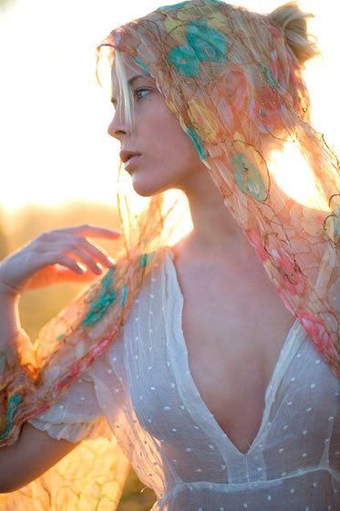 1sam_beautiful_scarf_gown