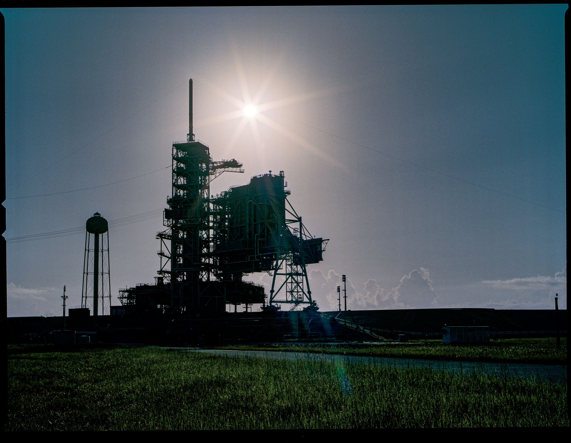 Apollo_ShuttleEra_Pad39A_Sun.jpg