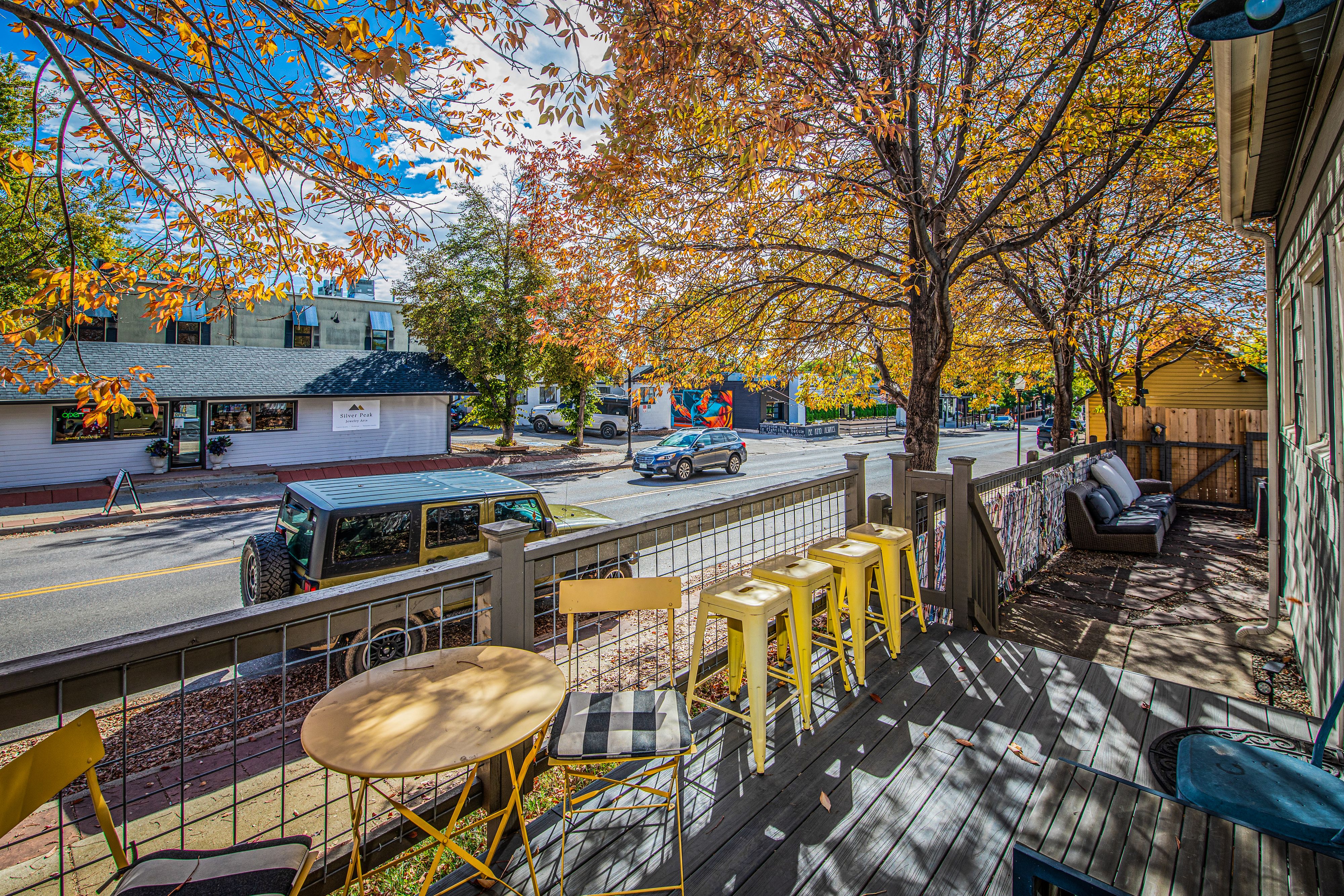 100 W Cleveland-021.jpg