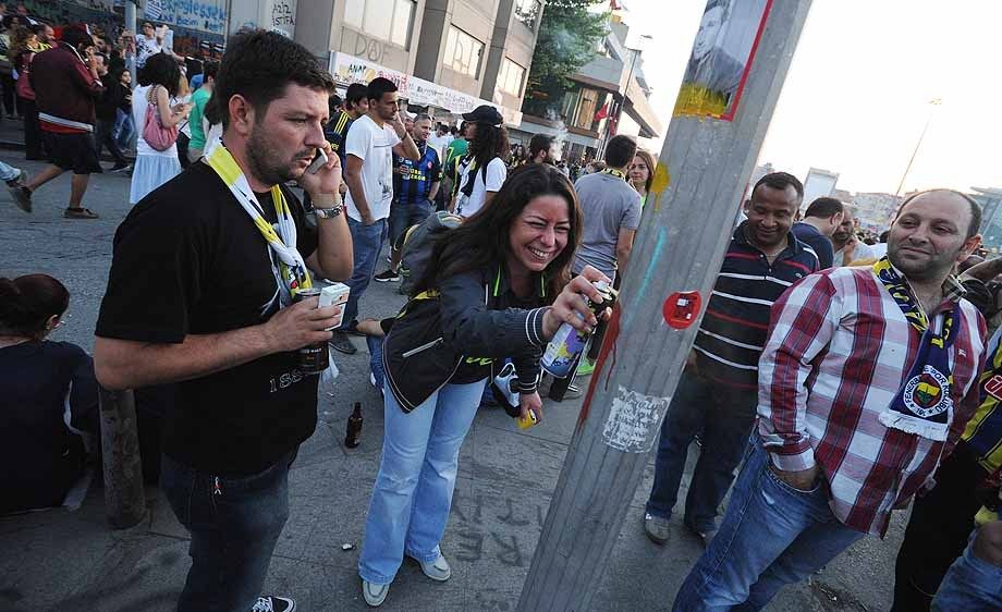 Turkish protesters celebrate in Taksim Square and at barricades