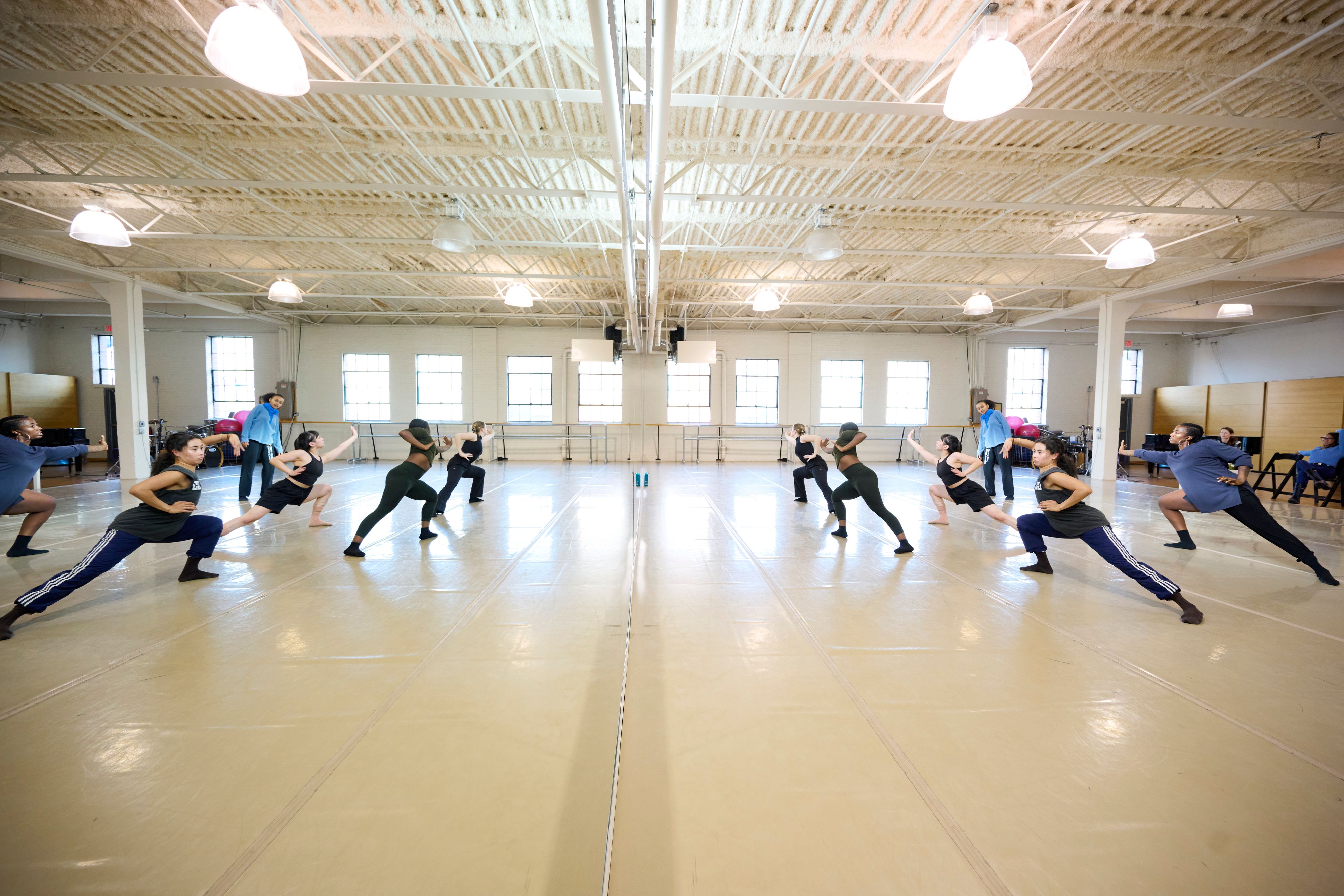 HUbbard_street-TU_Dance_240122_TN_322.jpg