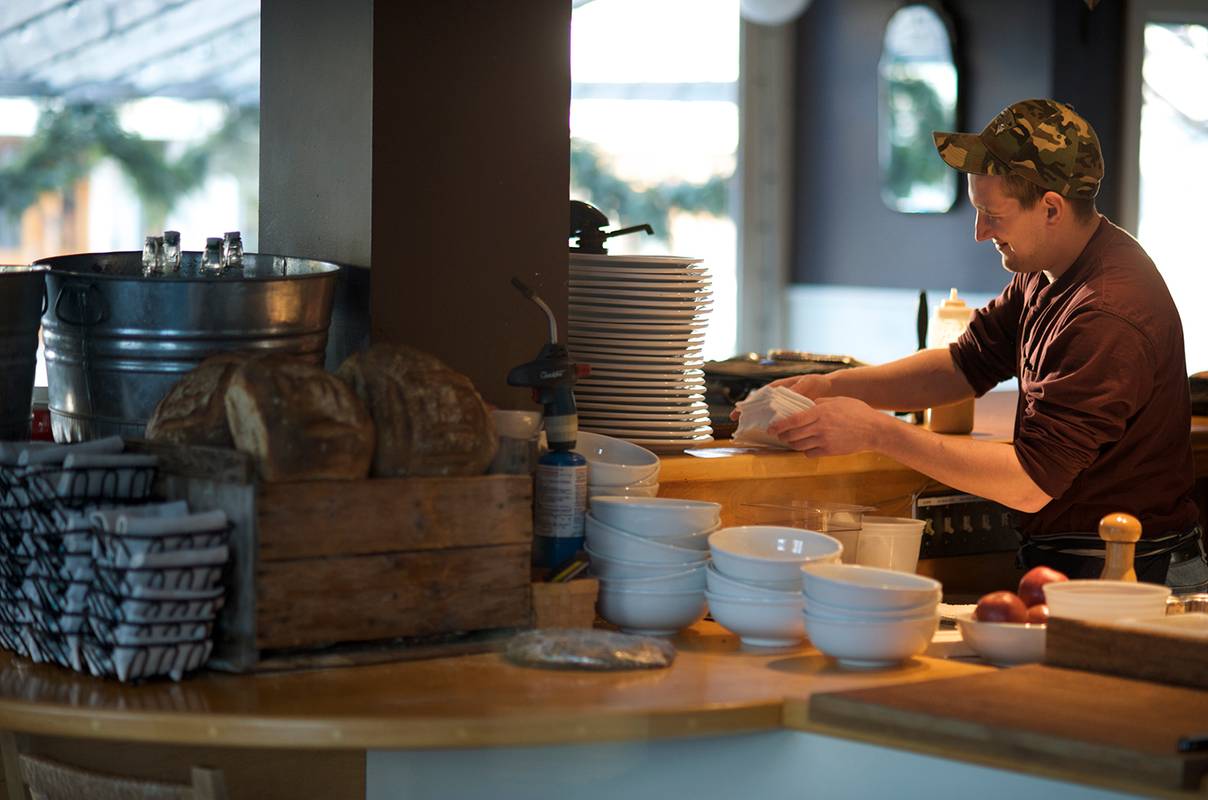 l5o-091020-RFS3476-MCBook9994 copy.jpg