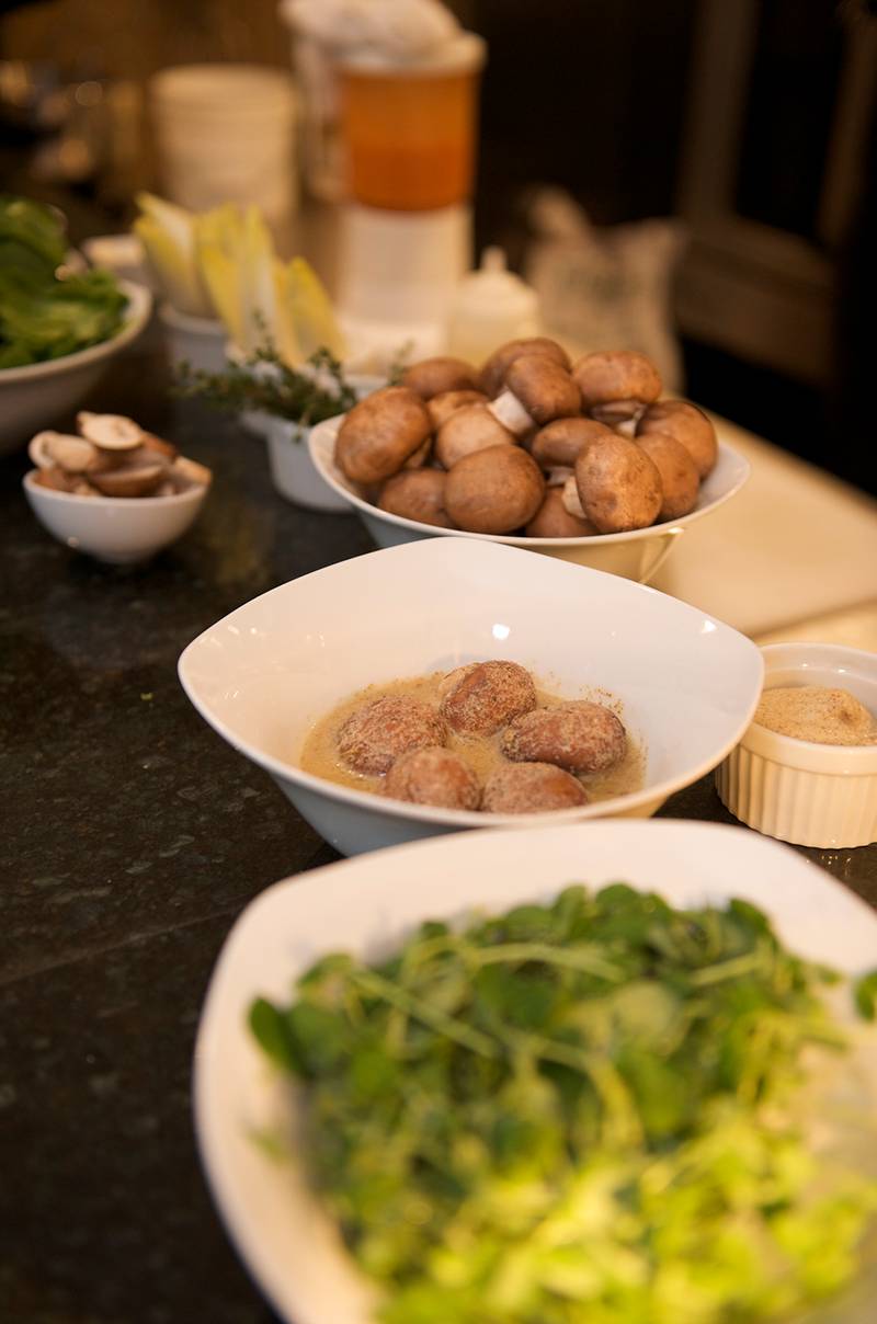 2vb-091020-RFS3476-MCBook_SGrassKitchen12641 copy.jpg