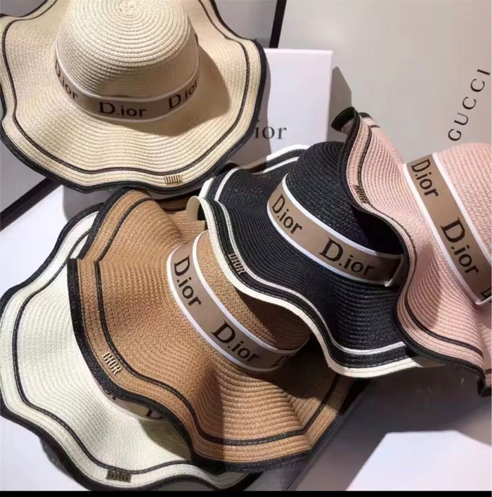 christian_dior_beach_hat_origi_1689581209_cee152be_progressive.jpg