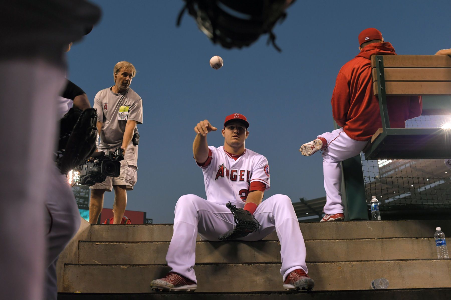 1apa_20160915_blue_jays_vs_angels_143