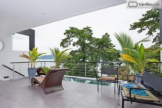 1villa_829_15215_530x354_1_watermarked_image