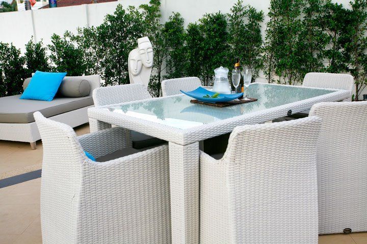 1r381399_215234825218726_120068408068702_468403_1187628182_n