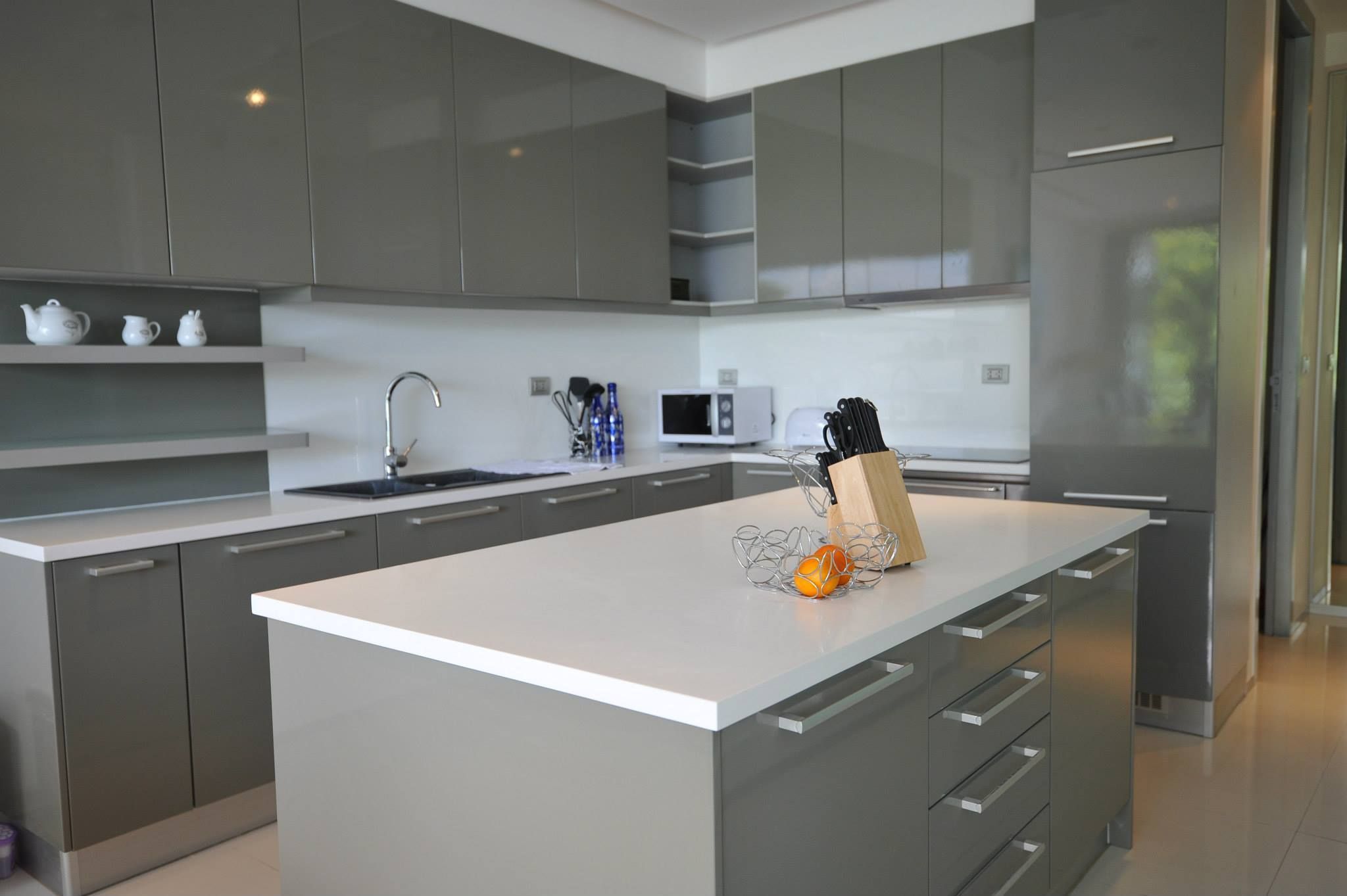 1r1053201_158389617682724_717187333_o