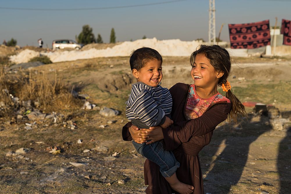 Siblings in a Syrian camp