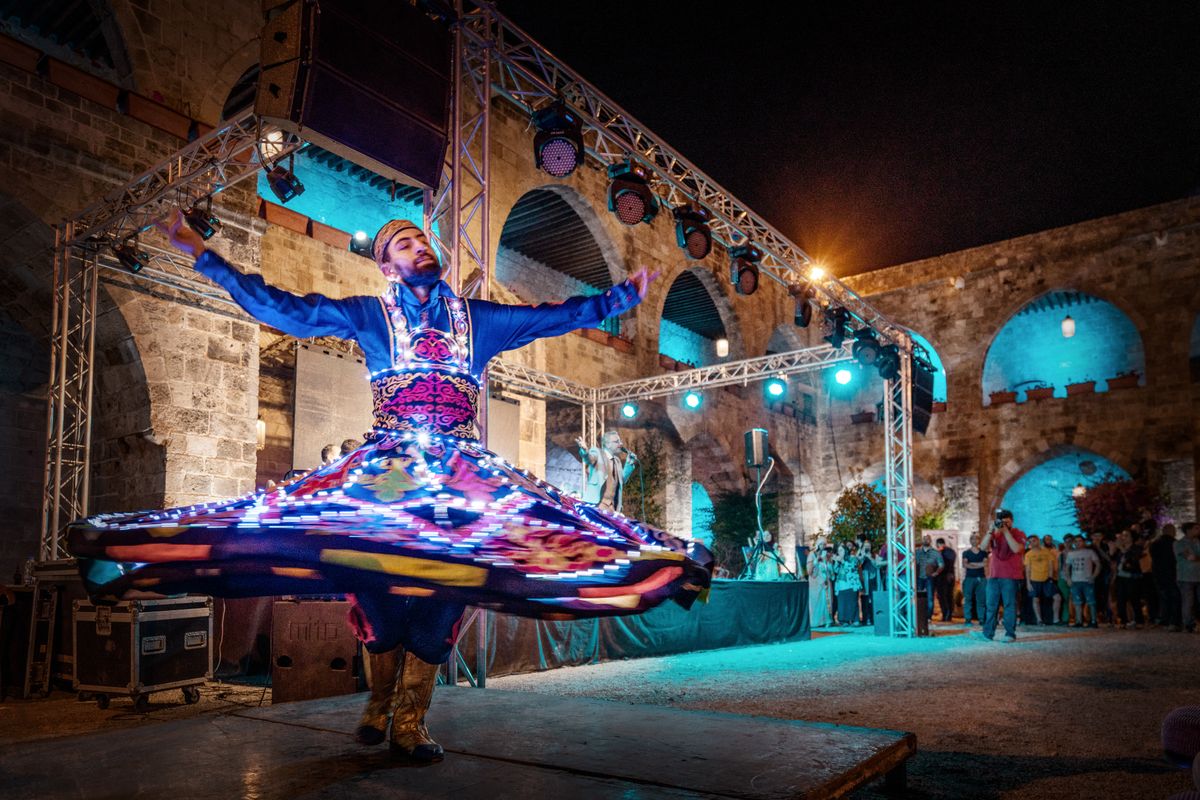 Arabic dancer at Khan Al Franj