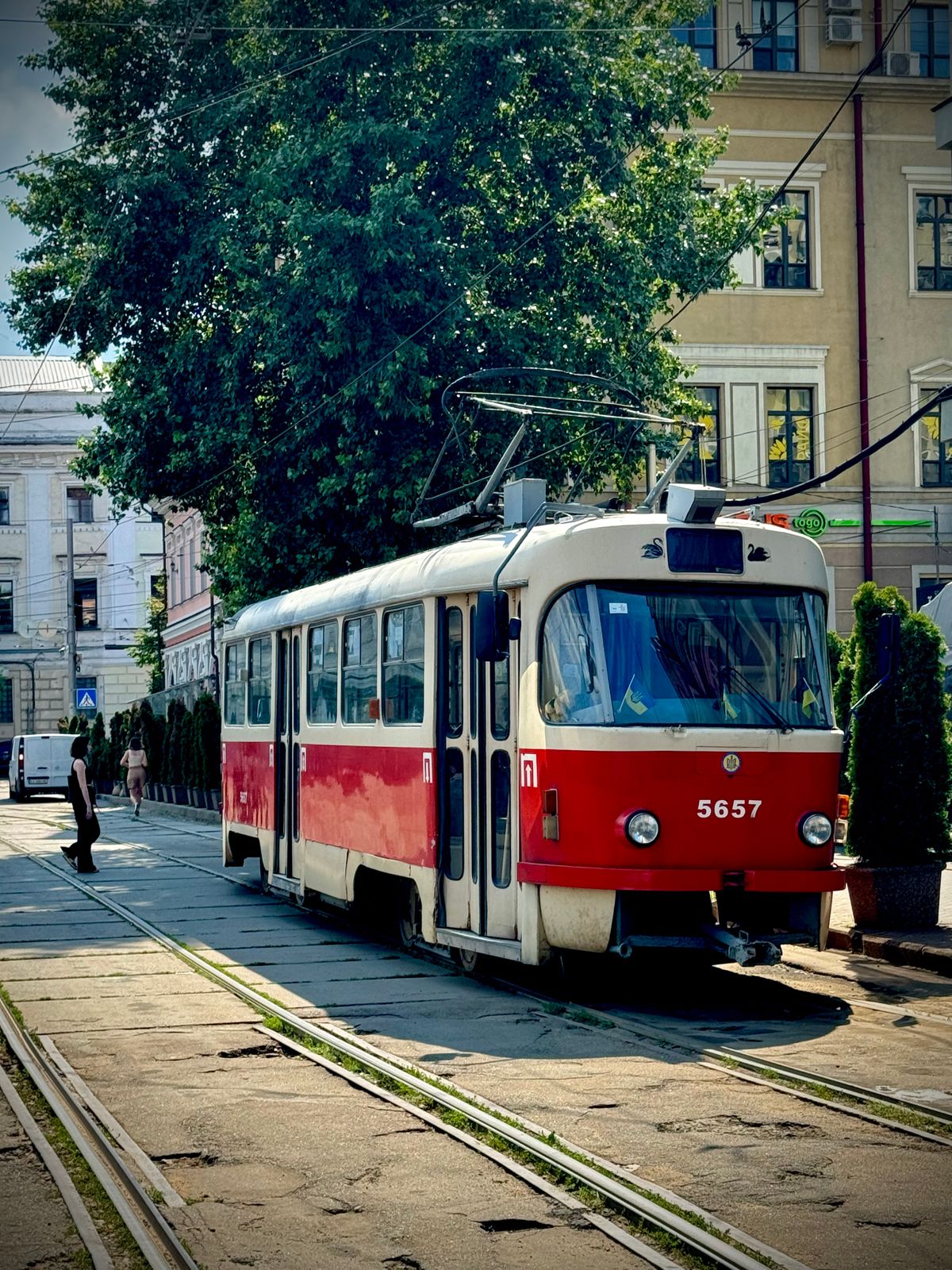 Tram