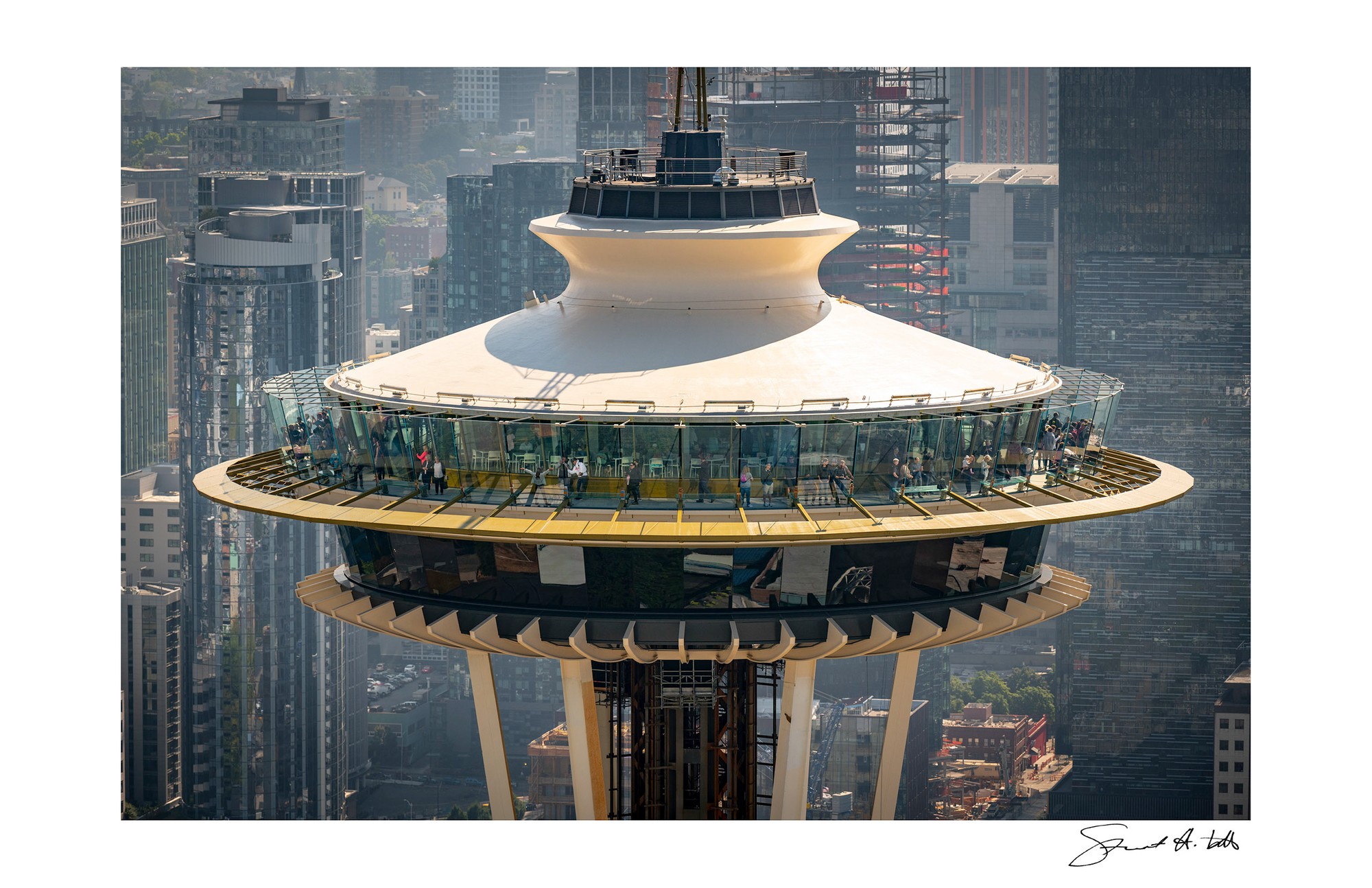 Lightroom (space.needle.aerial_010.dng).jpg