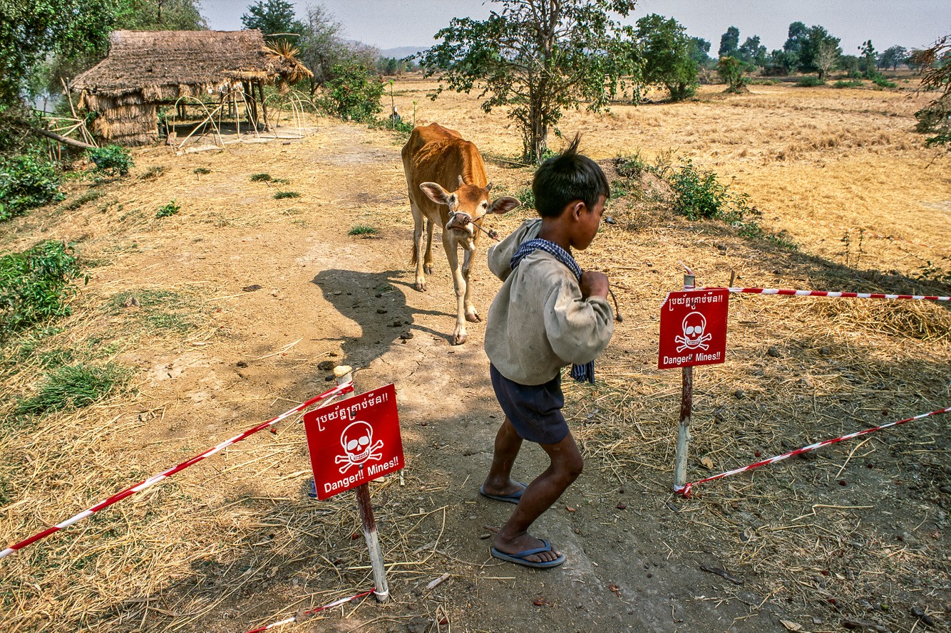 Landmines in Cambodia mines.cambodia.MASTER_01-SharpenAI-Softness.jpg