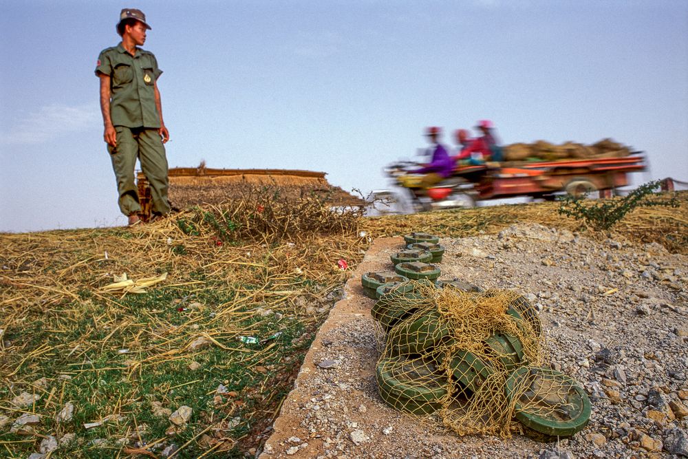 Landmines in Cambodia landmines.cambodia_01-2.jpg