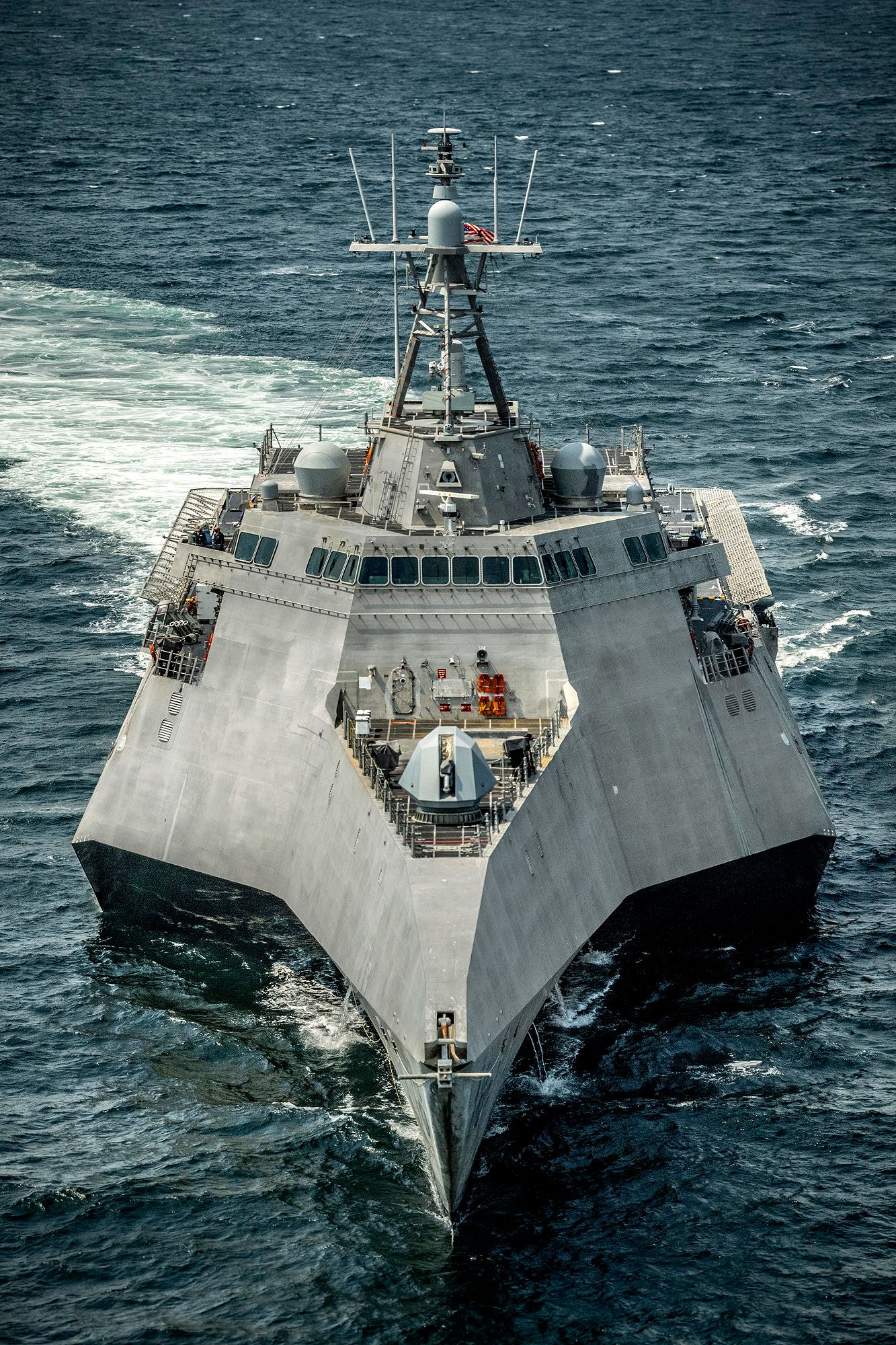 US Navy littoral combat ship 3.CHARLESTON.Antenna_05.jpg