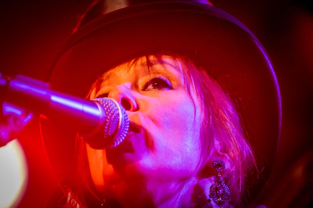 Suzanne Vega. 8046099230_f75b7a5ddf_o copy.jpg