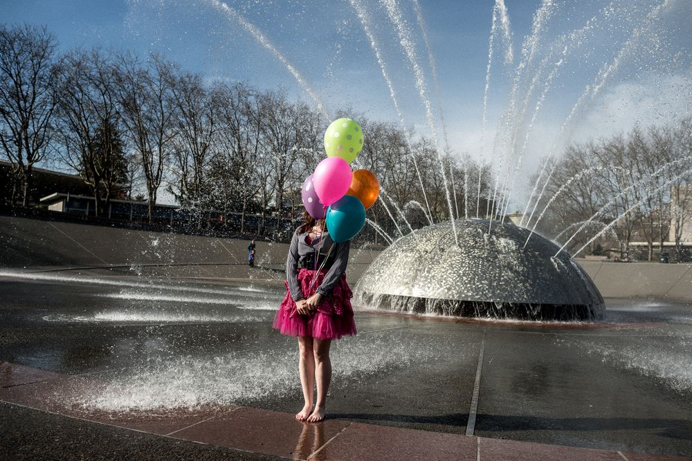 Seattle Center fountain. cobain.tourism_73.jpg