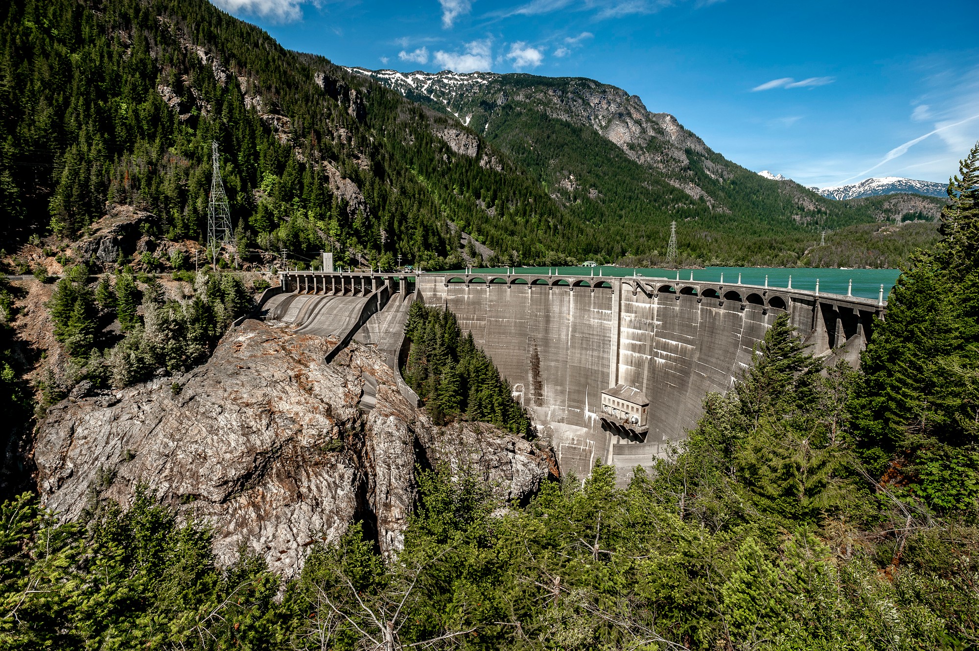 cascades.highway_29.jpg